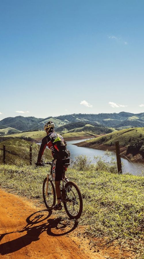 Radfahrer in der Natur